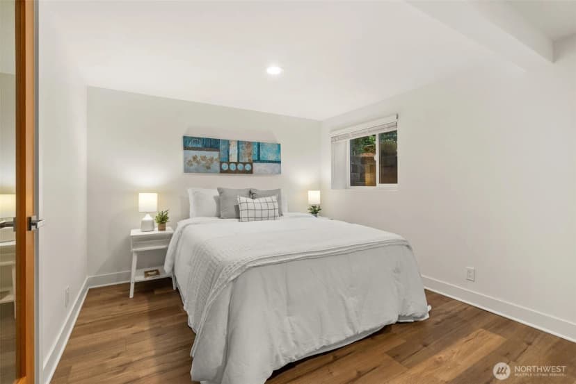 Property photo for 11642 Roseberg Ave S, Burien photo 32