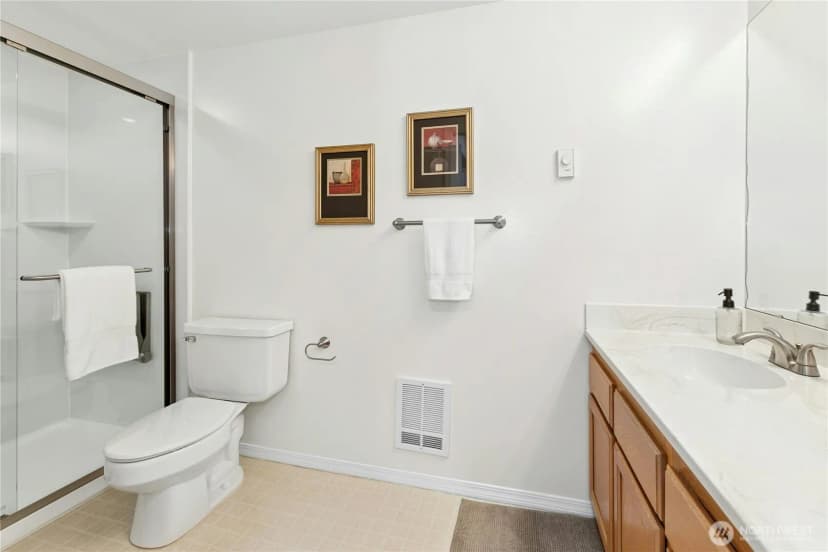 Property photo for 4081 224th Lane Se #202, Issaquah photo 22