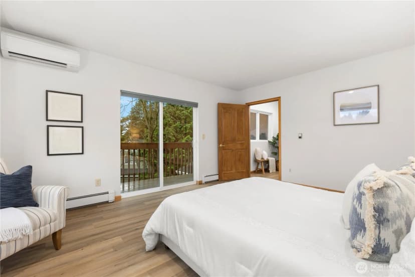 Property photo for 9420 Ne 129th Place, Kirkland photo 22