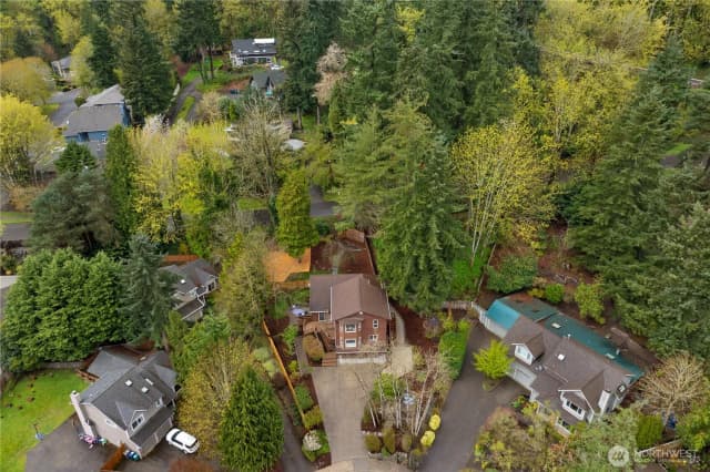 Property photo for 9420 Ne 129th Place, Kirkland photo 4