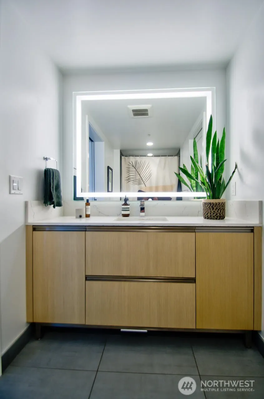 Property photo for 1808 Minor Avenue #1700, Seattle photo 13