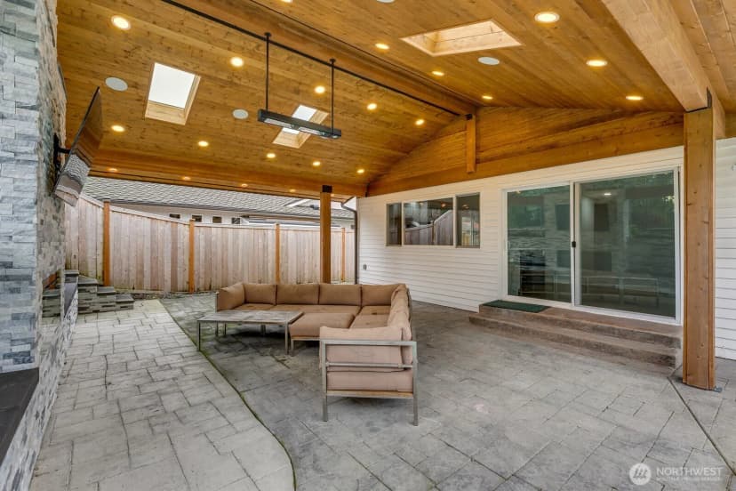 Property photo for 14801 Se Fairwood Boulevard, Renton photo 13