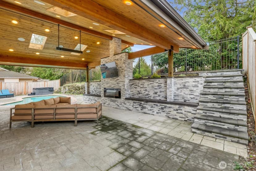 Property photo for 14801 Se Fairwood Boulevard, Renton