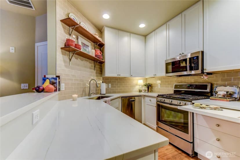 Property photo for 900 233rd Avenue Ne #931, Sammamish photo 9