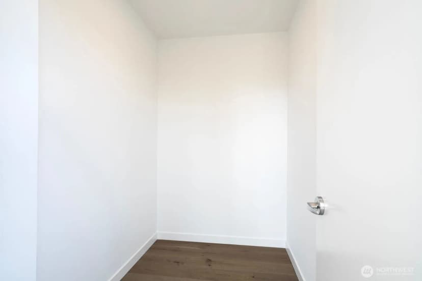 Property photo for 10232 Ne 10th Ne #1207, Bellevue photo 12