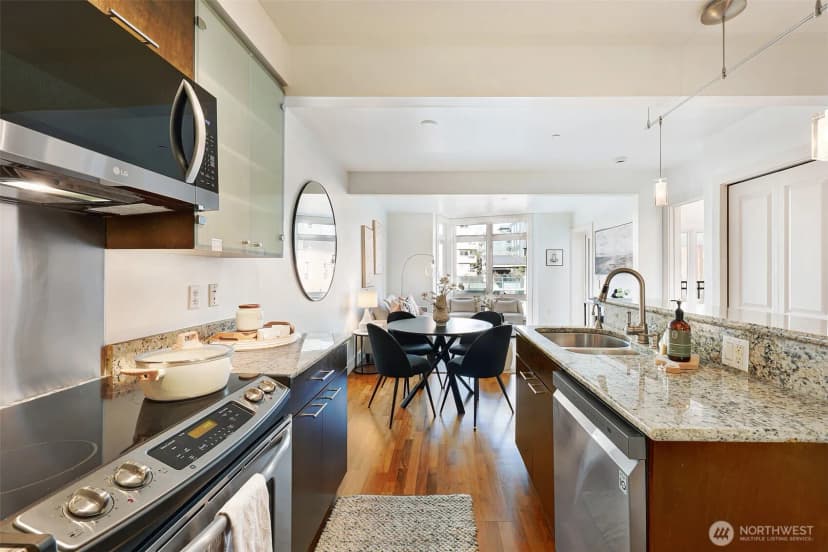 Property photo for 159 Denny Way #406, Seattle photo 17