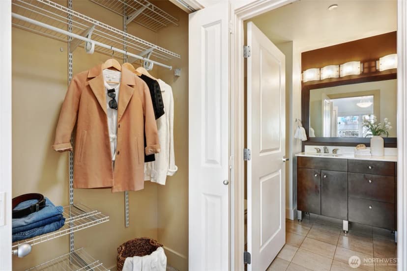 Property photo for 159 Denny Way #406, Seattle photo 7