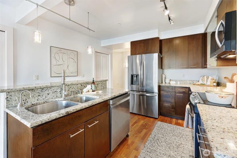 Property photo for 159 Denny Way #406, Seattle photo 15