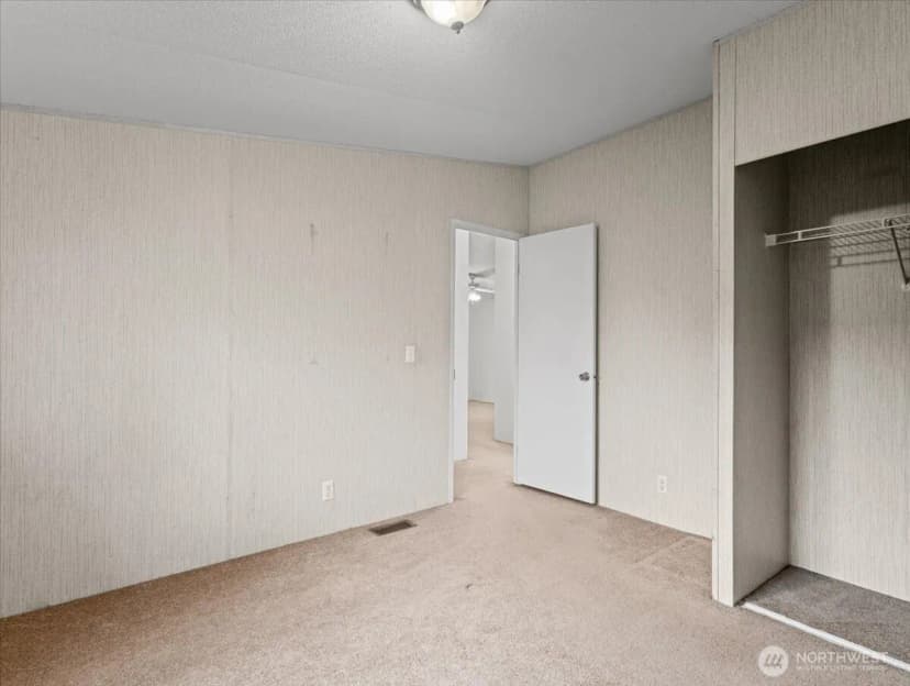 Property photo for 53 Heritage Boulevard, Longview photo 22
