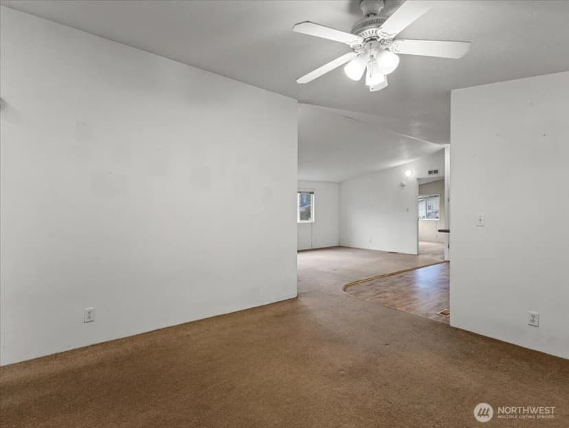 Property photo for 53 Heritage Boulevard, Longview photo 18