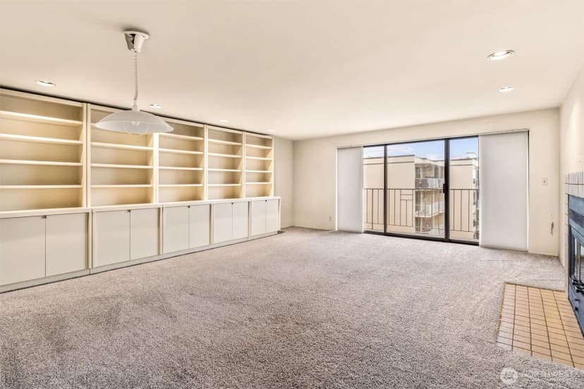Property photo for 505 W Roy Street #304, Seattle photo 9