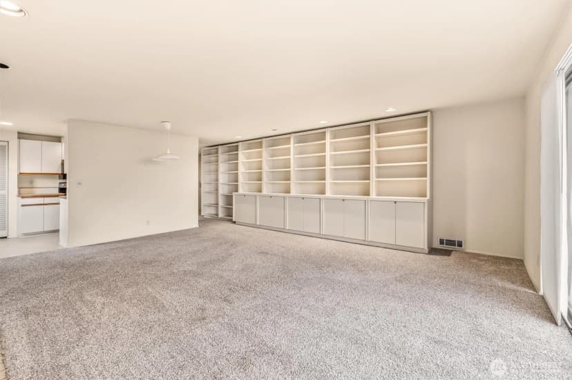 Property photo for 505 W Roy Street #304, Seattle photo 10