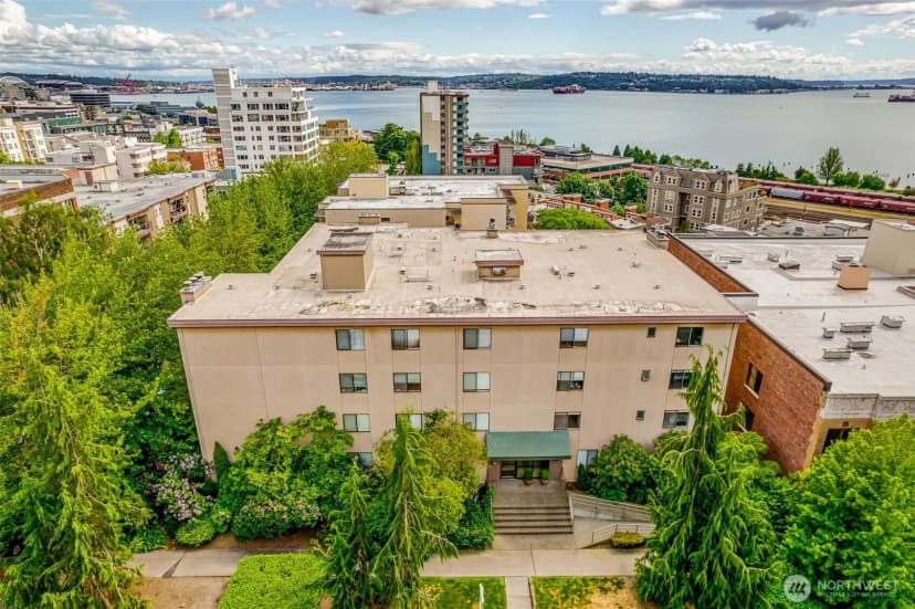 Property photo for 505 W Roy Street #304, Seattle photo 28