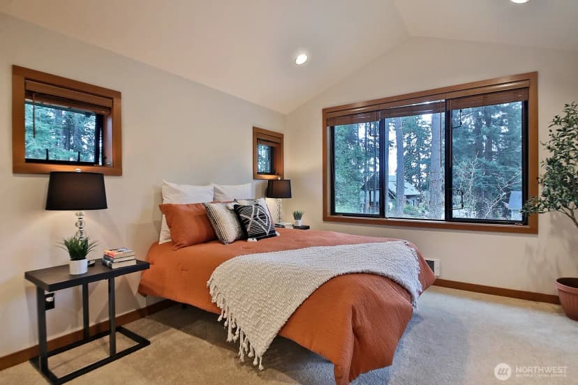 Property photo for 313 Edgecliff Drive, Langley photo 21