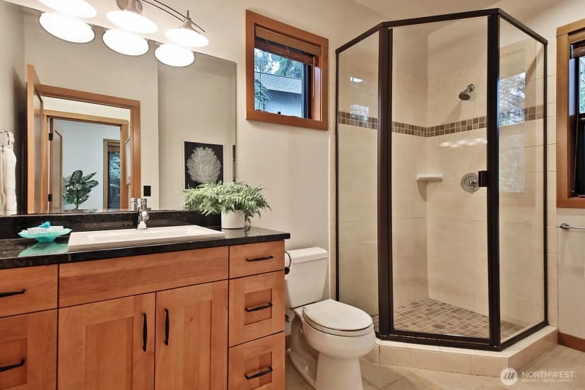 Property photo for 313 Edgecliff Drive, Langley photo 15