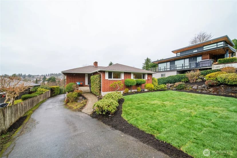 Property photo for 12638 Shorewood Drive Sw, Burien photo 4