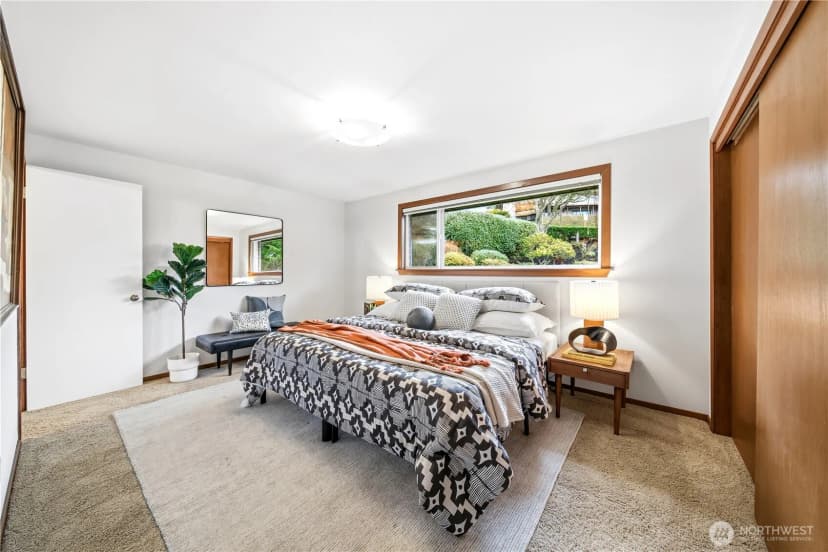 Property photo for 12638 Shorewood Drive Sw, Burien photo 29