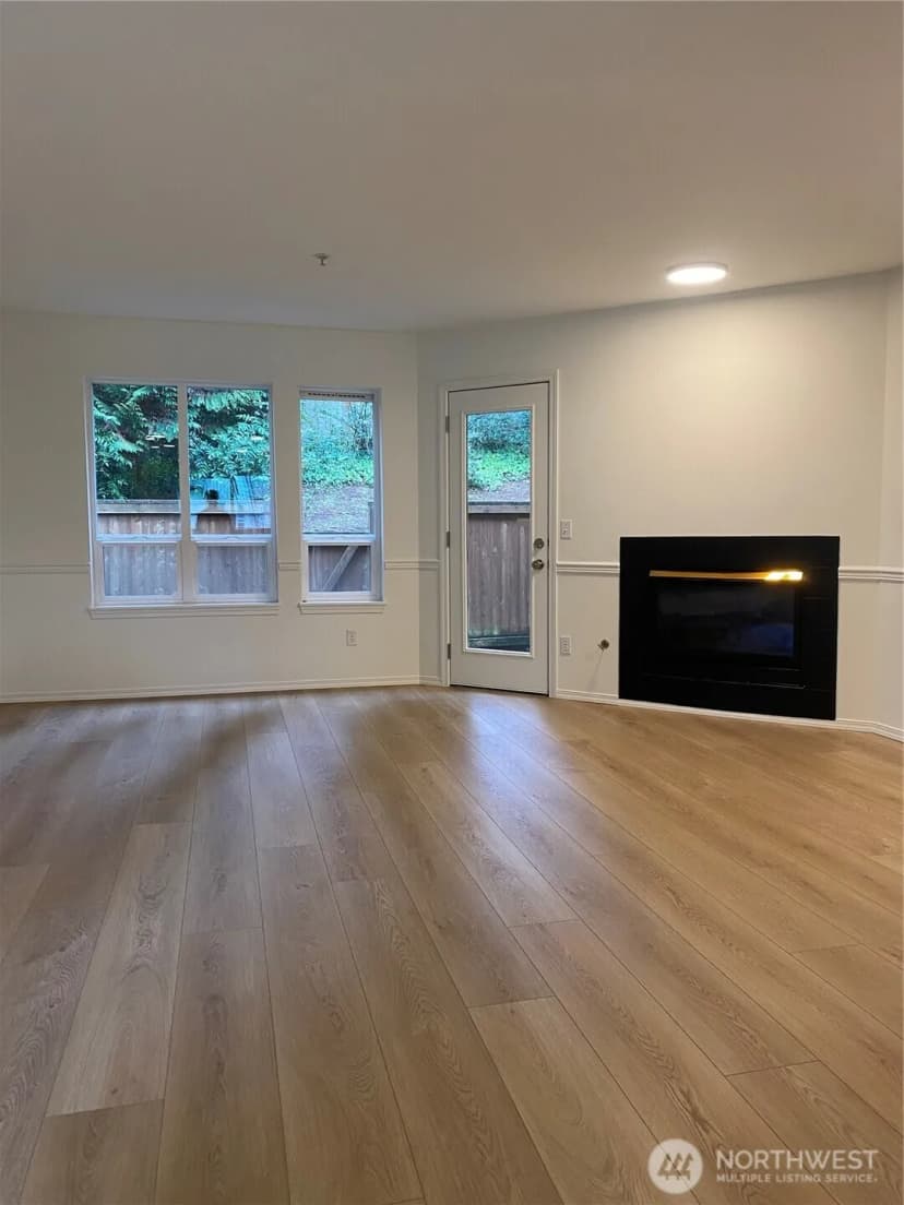 Property photo for 1600 121st Street Se #j101, Everett photo 7