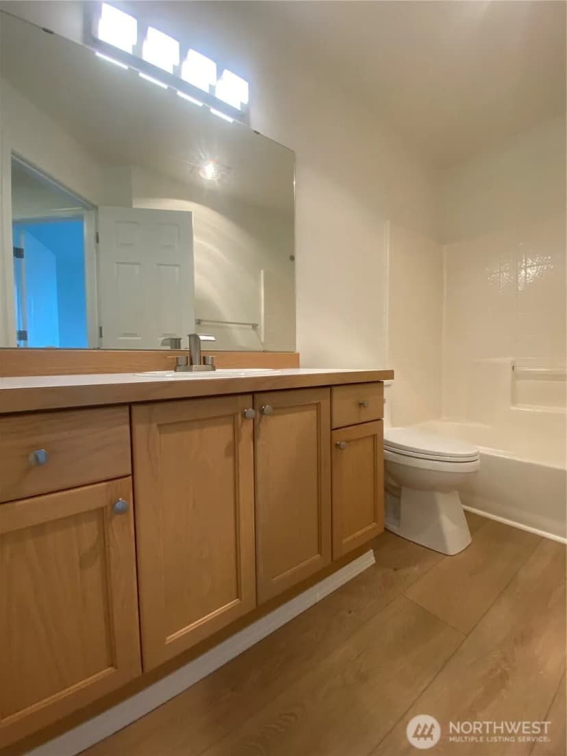 Property photo for 1600 121st Street Se #j101, Everett photo 21