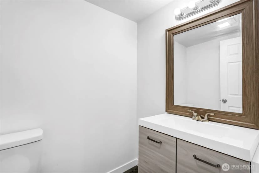Property photo for 12034 68th Avenue S, Seattle photo 13