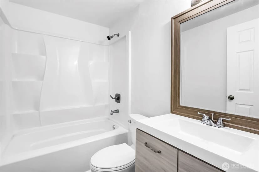 Property photo for 12034 68th Avenue S, Seattle photo 10