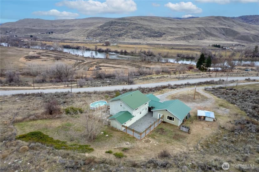 Property photo for 30 Saddle View Drive, Okanogan photo 2