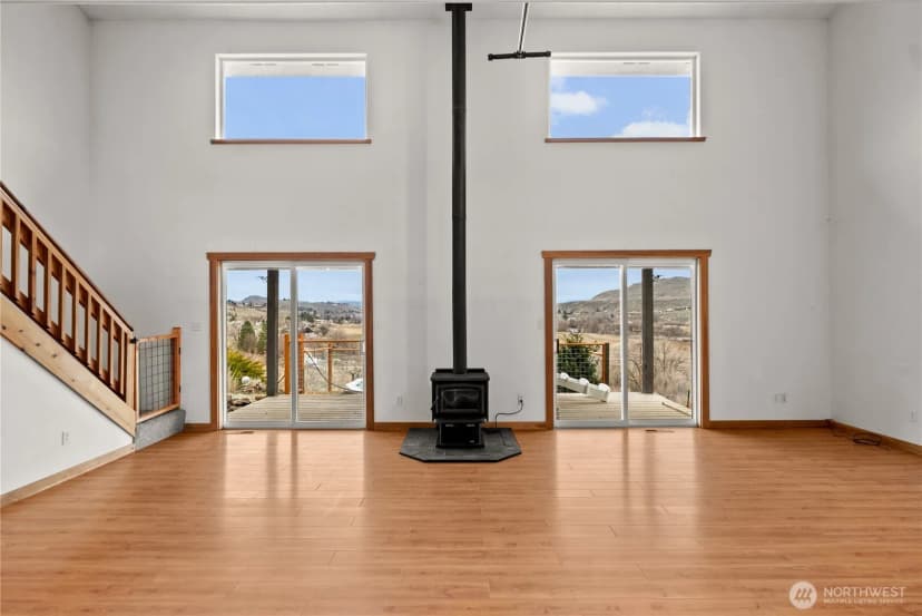 Property photo for 30 Saddle View Drive, Okanogan photo 16