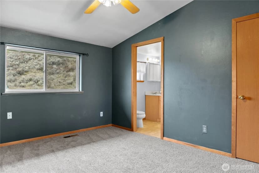 Property photo for 30 Saddle View Drive, Okanogan photo 31