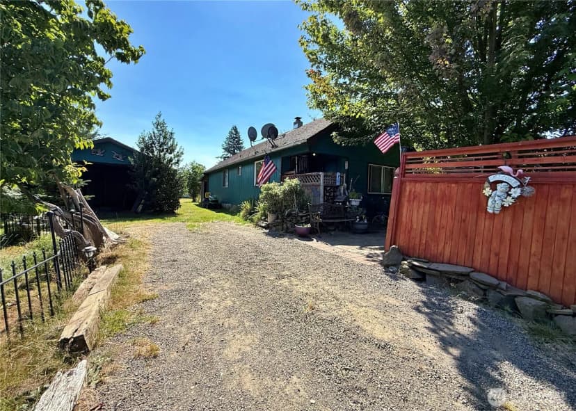 Property photo for 108 Godfrey Road, Mossyrock