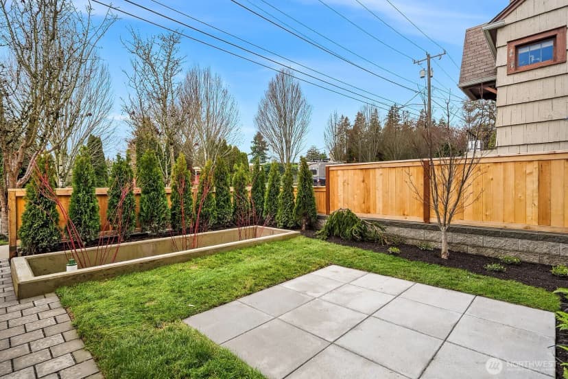 Property photo for 5028 35th Avenue Ne, Seattle photo 27