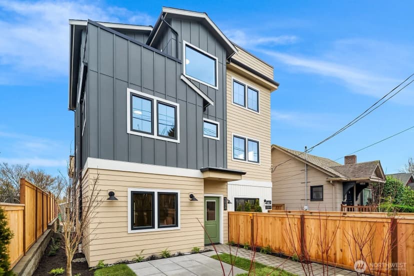 Property photo for 5028 35th Avenue Ne, Seattle photo 28