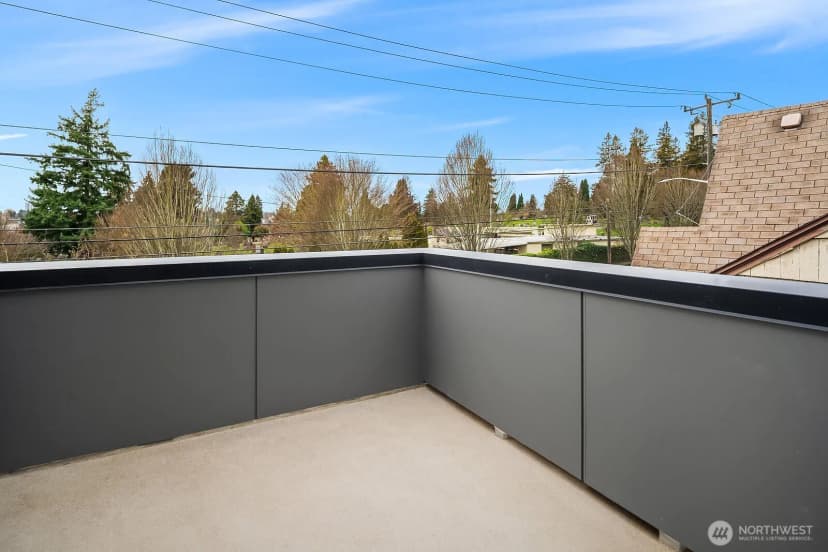 Property photo for 5028 35th Avenue Ne, Seattle photo 24