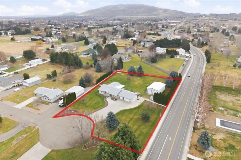 Property photo for 4105 Southlake Court, West Richland photo 35