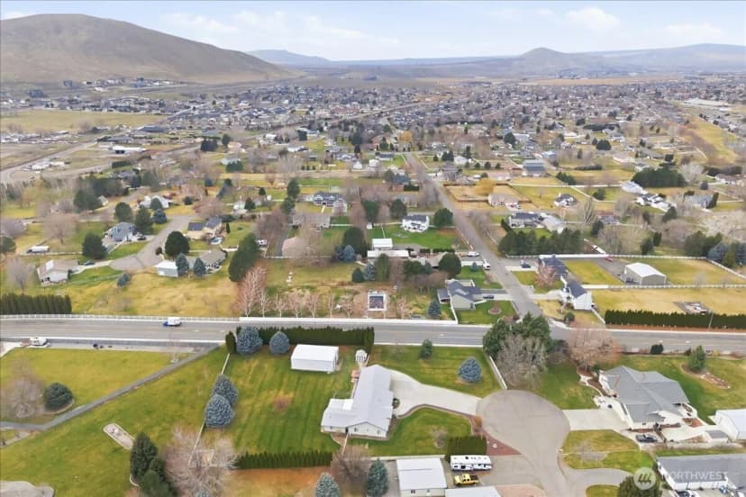 Property photo for 4105 Southlake Court, West Richland photo 37