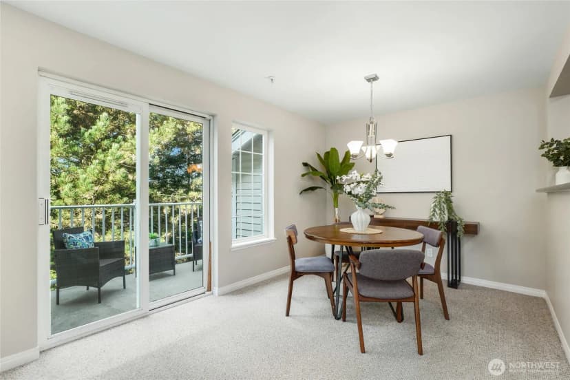 Property photo for 1628 118th Avenue Se #f316, Bellevue photo 4