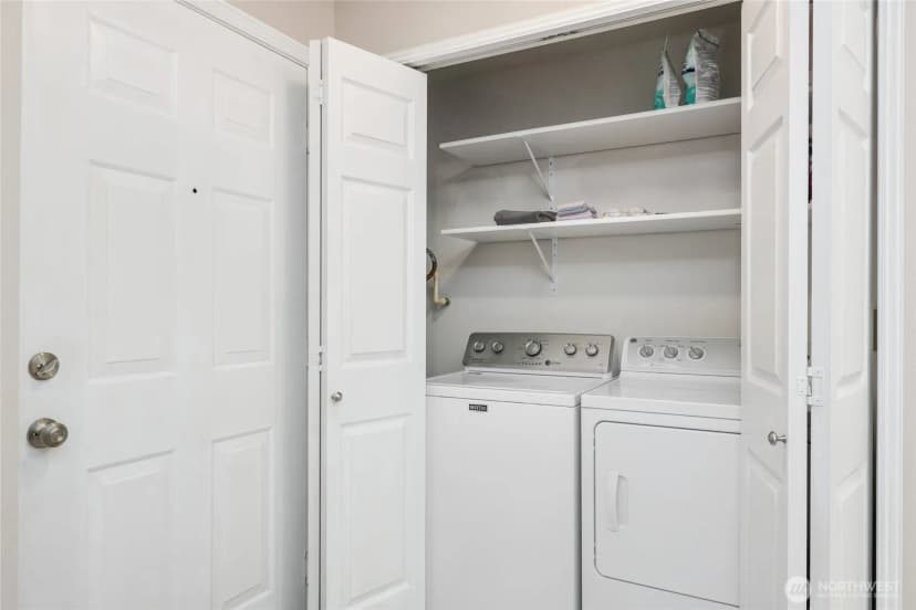 Property photo for 1628 118th Avenue Se #f316, Bellevue photo 11