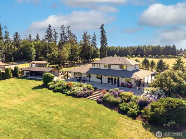 Property photo for 30721 40th Avenue S, Roy photo 2