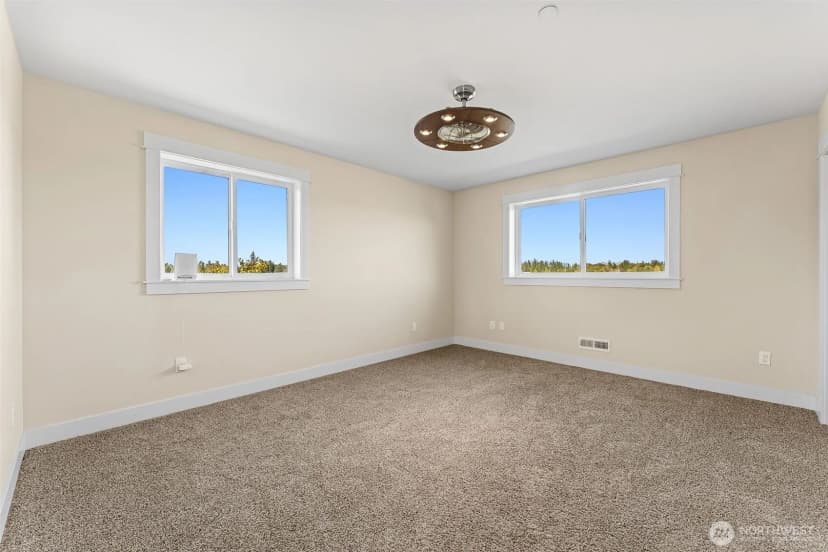 Property photo for 30721 40th Avenue S, Roy photo 20