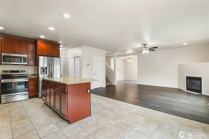 Property photo for 7615 198th Street E, Spanaway photo 12