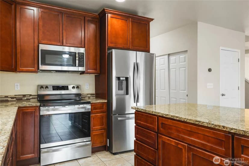 Property photo for 7615 198th Street E, Spanaway photo 17