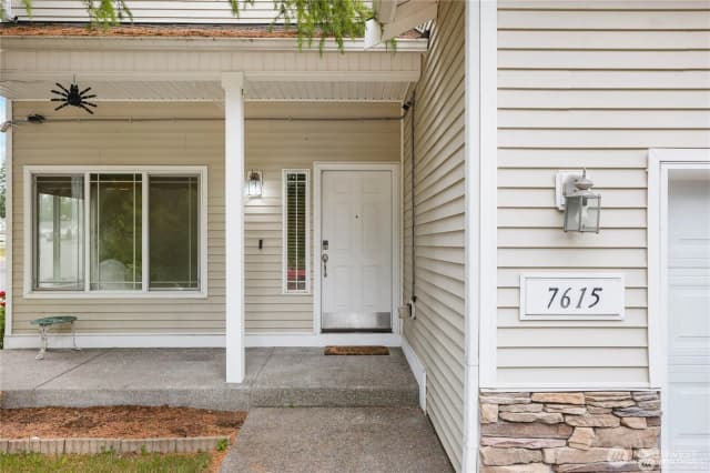 Property photo for 7615 198th Street E, Spanaway photo 3