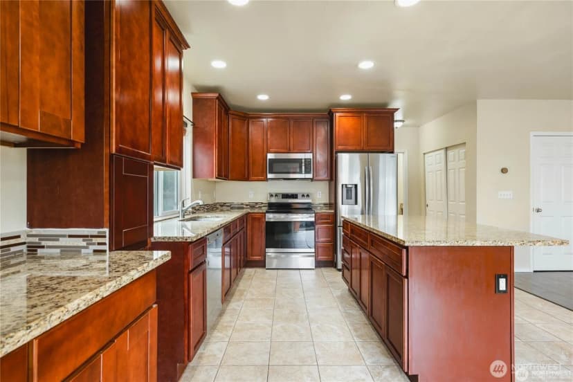 Property photo for 7615 198th Street E, Spanaway photo 15