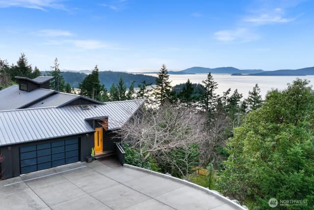 Property photo for 1195 Brighton Crest Drive, Bellingham