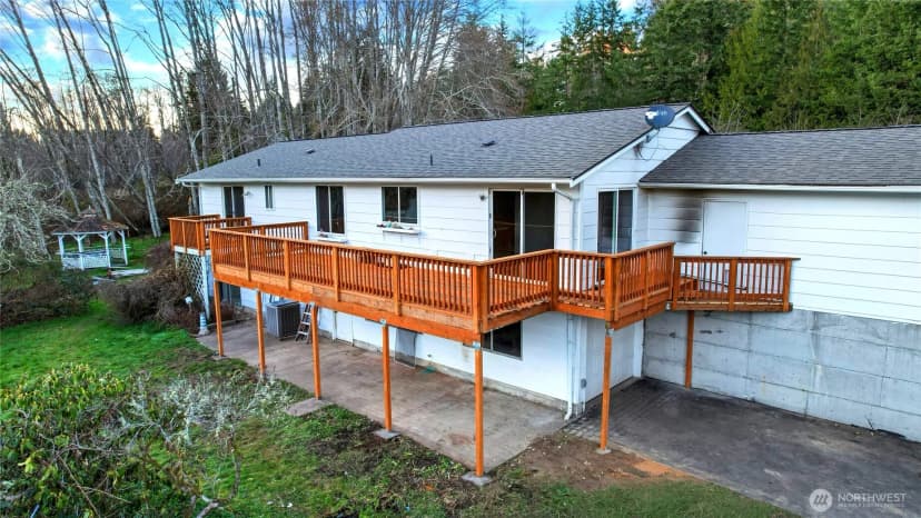 Property photo for 13082 Olalla Valley Road Se, Olalla photo 31