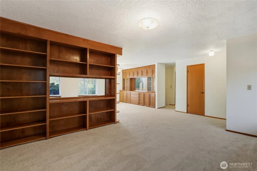 Property photo for 13082 Olalla Valley Road Se, Olalla photo 6