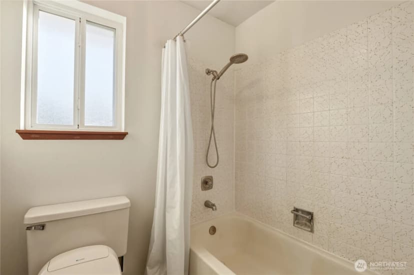 Property photo for 13082 Olalla Valley Road Se, Olalla photo 23