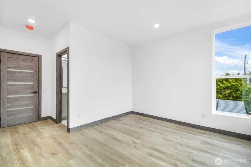 Property photo for 8610 42nd Avenue S, Seattle photo 15