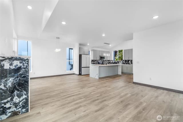 Property photo for 8610 42nd Avenue S, Seattle photo 5