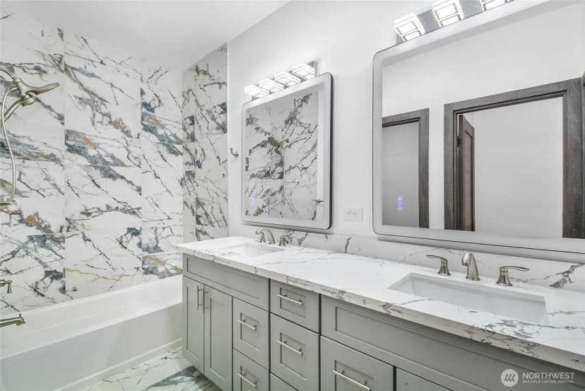 Property photo for 8610 42nd Avenue S, Seattle photo 17
