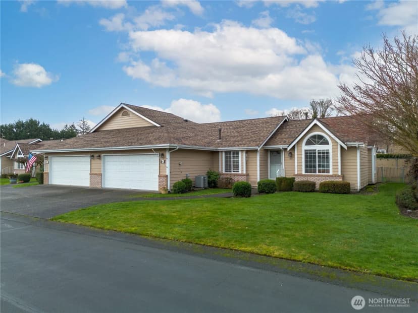 Property photo for 33 Lakewood Oaks Drive Sw, Lakewood photo 28